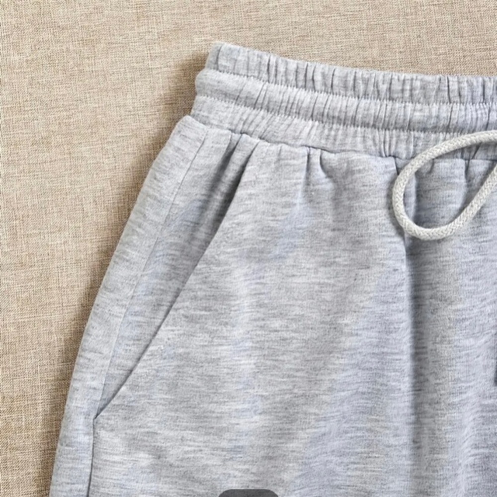 3 pair knit shorts, slash pkts, elastic waist w/ drawstring, NWOT -junior sz M - Picture 5 of 11